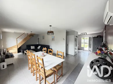 House in Molliens-Dreuil (80540)