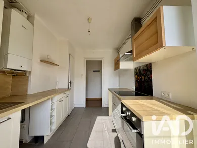 Apartment in Toulon (83100)