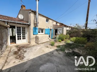 Maison de village à La Planche (44140)
