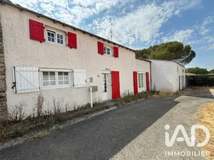 Maison de village à La Planche (44140)