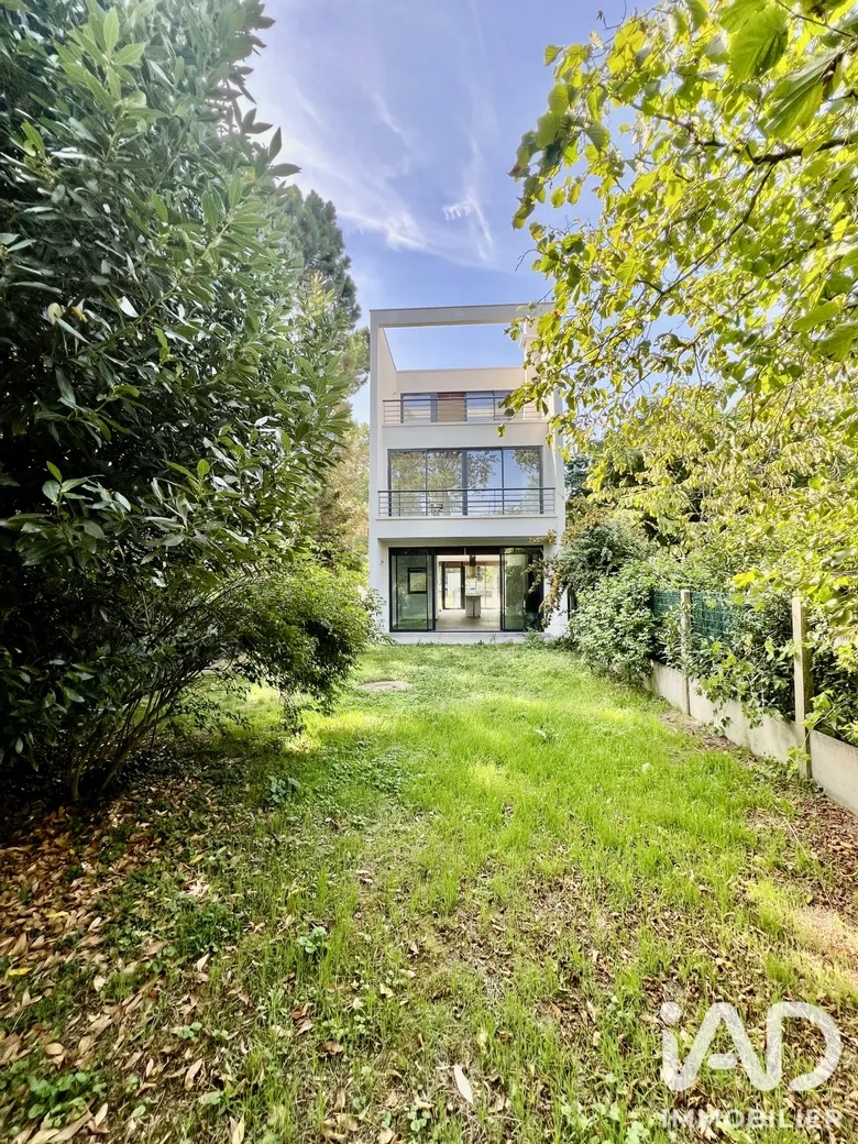 Maison 5 pièces 102 m² · à Maisons-Laffitte · 102 m² · 850 000 €