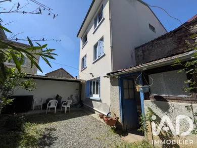 Townhouse in Tournay (65190)