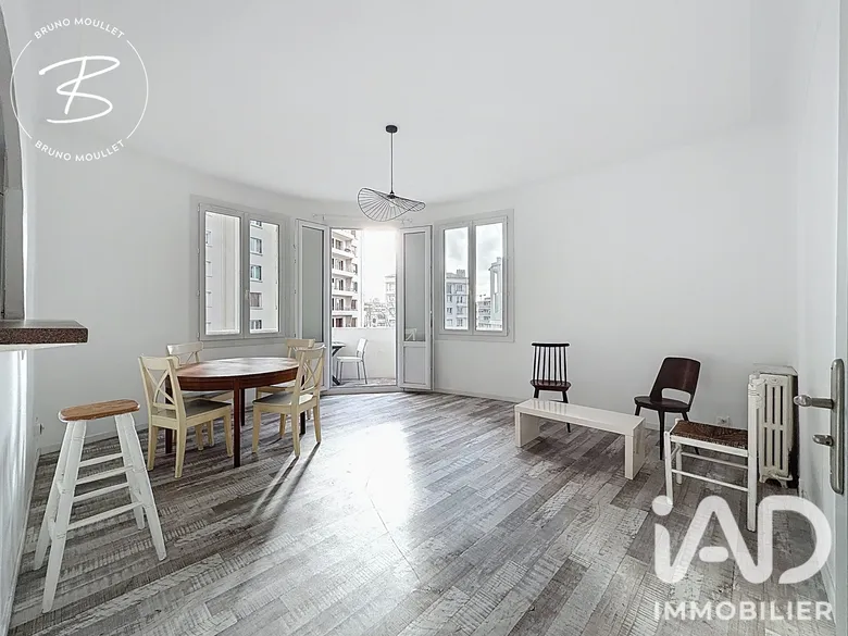 Appartement 3 pièces 78 m² · à Toulon · 78 m² · 960 €