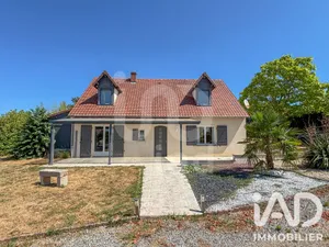 House in Estivareilles (03190)