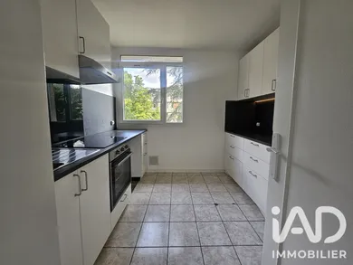 Apartment in Savigny-sur-Orge (91600)