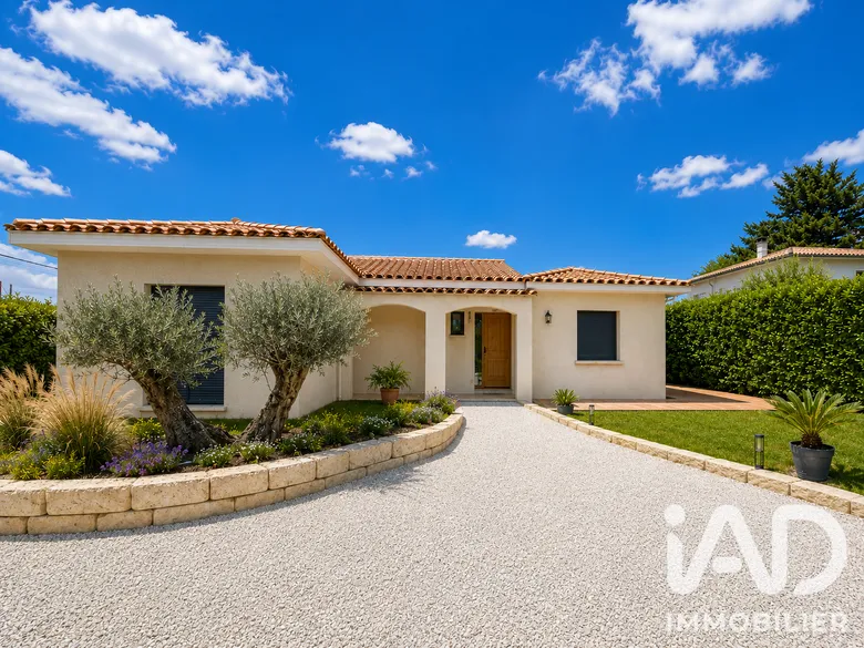 Maison 6 pièces 160 m² · à Saint-Médard-en-Jalles · 160 m² · 719 000 €