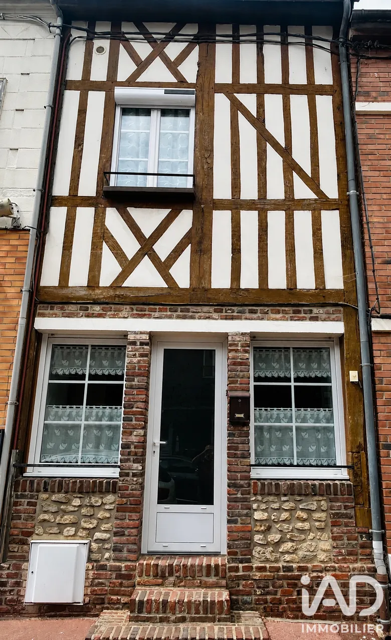 Maison 4 pièces 82 m² · à Neufchâtel-en-Bray · 82 m² · 127 000 €