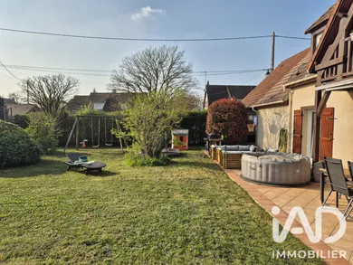Maison traditionnelle à Mézières-en-Drouais (28500)