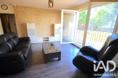 Appartement à Sainte-Geneviève-des-Bois (91700)
