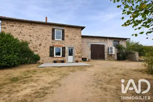Maison de village à Saint-Polgues (42260)