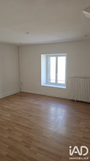 Maison de village à Bogny-sur-Meuse (08120)