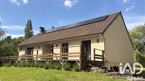 Traditional house in Pamfou (77830)