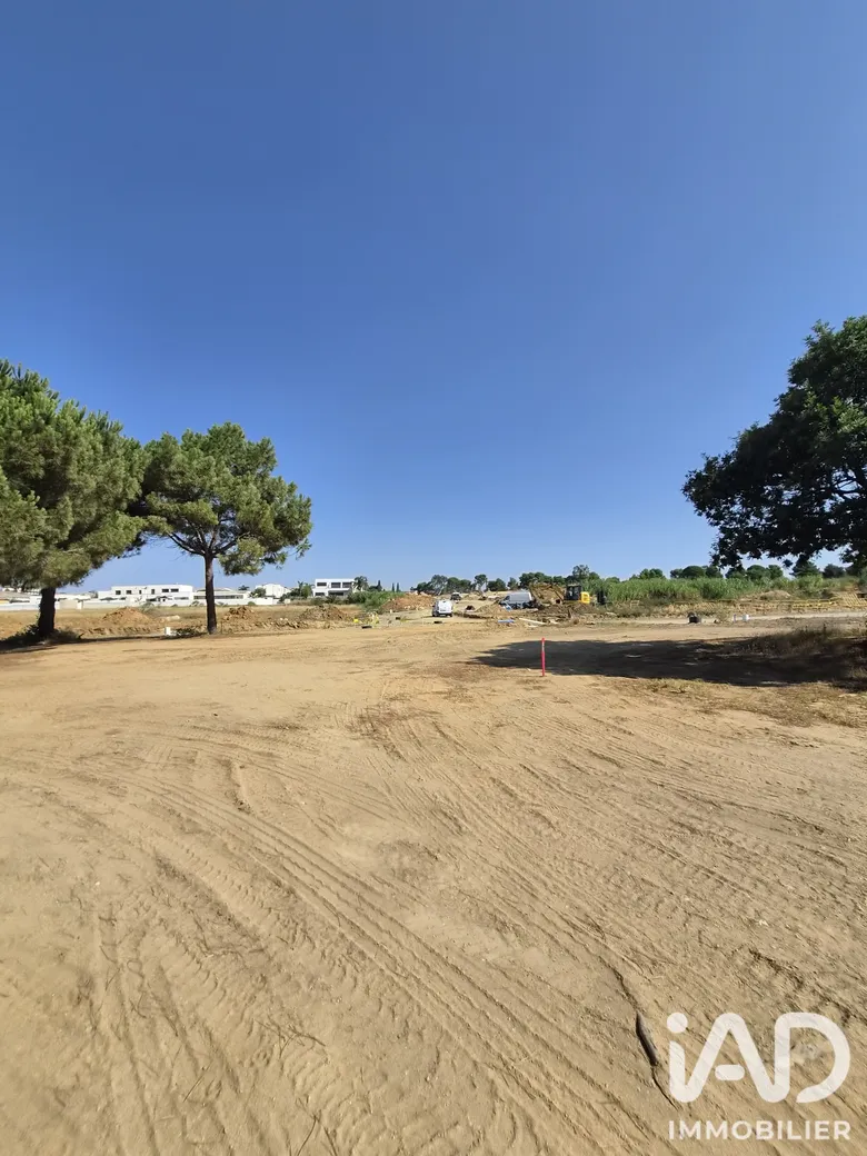 Terrain à Latour-Bas-Elne (66200) · 153 000 €