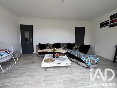 House in Aiffres (79230)