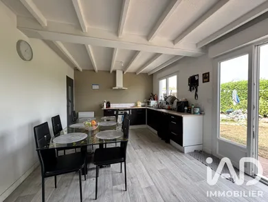 House in Aiffres (79230)