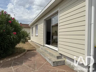 House in Aiffres (79230)