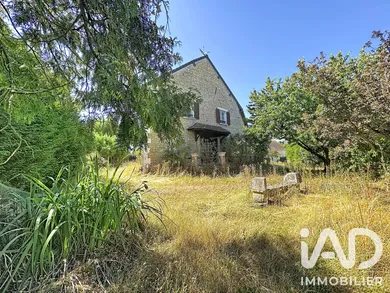 Maison traditionnelle à Varennes-lès-Narcy (58400)