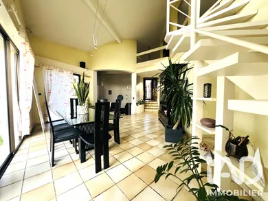 Architectural house in Le Houga (32460)