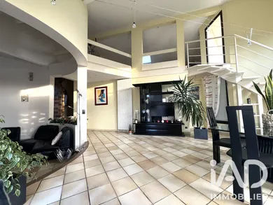 Architectural house in Le Houga (32460)