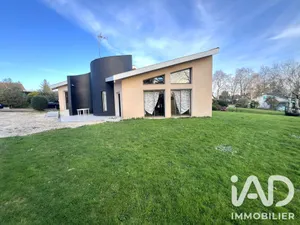 Architectural house in Le Houga (32460)