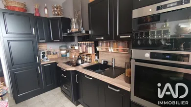 Apartment in Reims (51100)