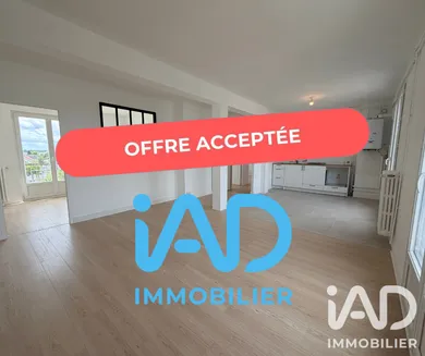 Apartment in Saint-Pierre-des-Corps (37700)
