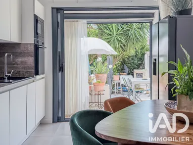 Apartment in Toulon (83200)
