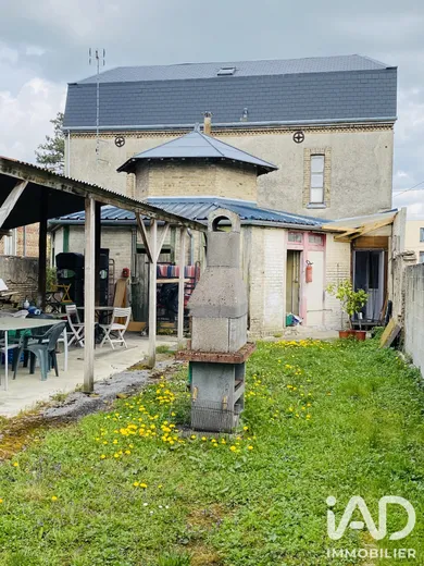 Townhouse in Vouziers (08400)