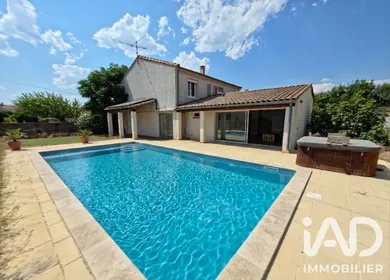 Traditional house in Marguerittes (30320)