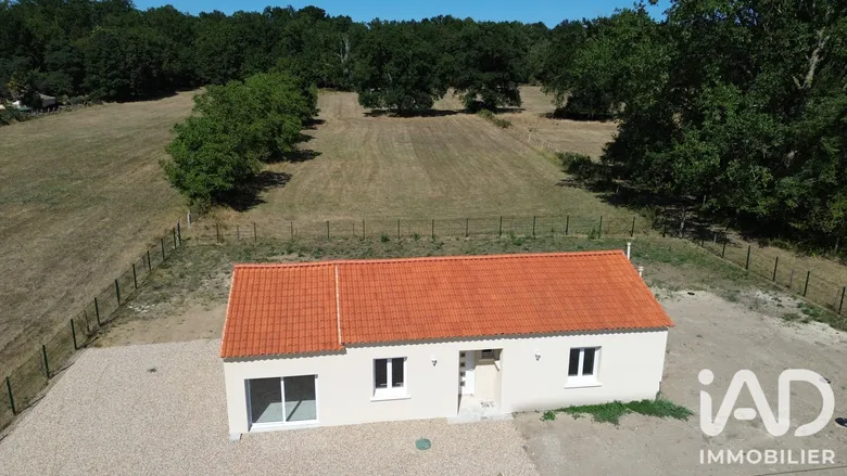 Maison 4 pièces 95 m² · à La Roche-Chalais · 95 m² · 179 900 €