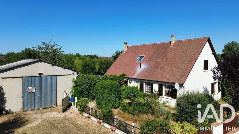 Maison 5 pièces 192 m² · à Lèves · 192 m² · 360 000 €