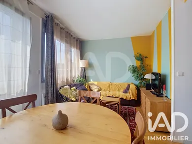 Apartment in Melun (77000)