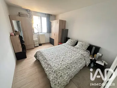 Apartment in Évry (91000)