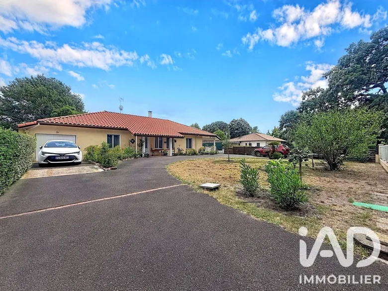 Maison 4 pièces 154 m² · à Sabres · 154 m² · 318 000 €