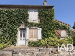 Maison à Chassigny (52190)