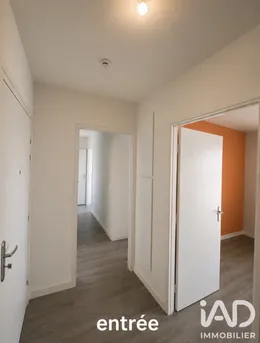 Apartment in Cenon (33150)