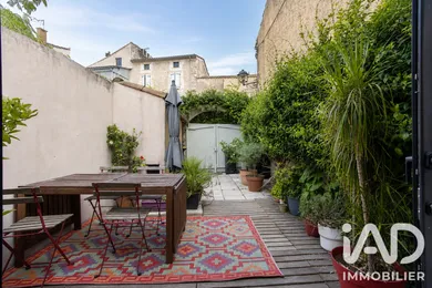 Village house in Rochefort-du-Gard (30650)