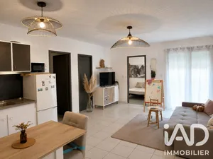 Appartement à Althen-des-Paluds (84210)