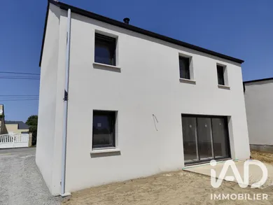 Maison à Bains-sur-Oust (35600)