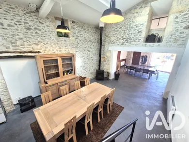 Immeuble à Blaye (33390)