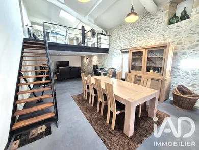 Immeuble à Blaye (33390)