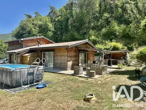 Maison de campagne à Aiglun (06910)