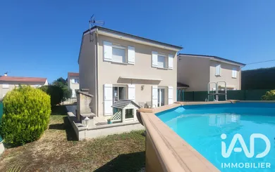 Maison traditionnelle à Saint-Jean-Bonnefonds (42650)