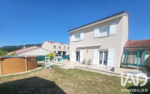 Traditional house in Saint-Jean-Bonnefonds (42650)