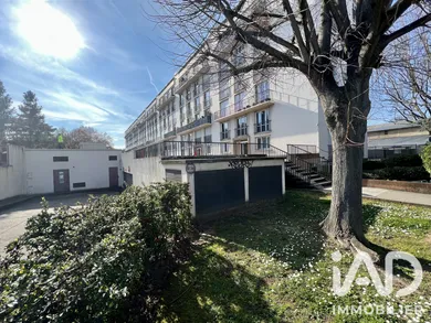 Parking à Ivry-sur-Seine (94200)
