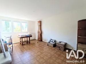 Apartment in Saint-Étienne (42100)