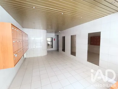 Apartment in Saint-Étienne (42100)