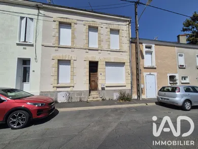 Maison de ville à Thouars (79100)