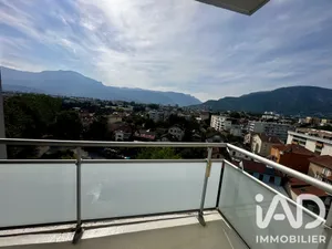 Apartment in Saint-Martin-d'Hères (38400)