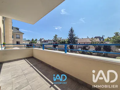 Apartment in Mantes-la-Jolie (78200)